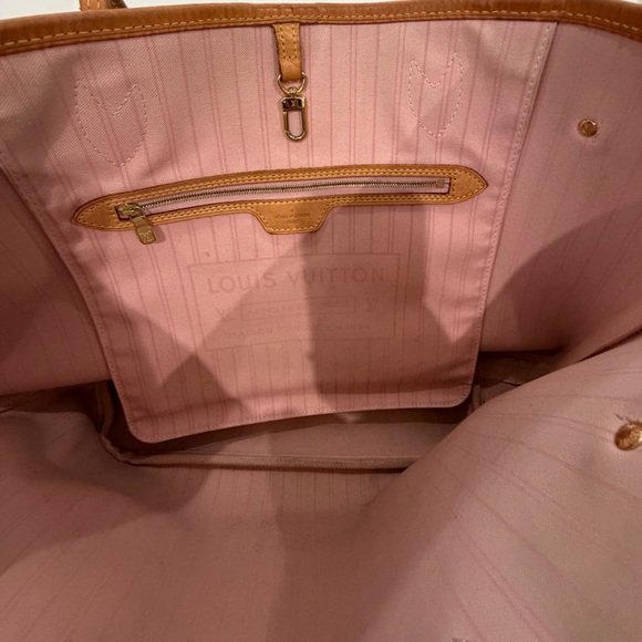 Louis Vuitton Neverfull MM Damier Azur w/ Rose Ballerine Interior + Pouch - Picture 4 of 8